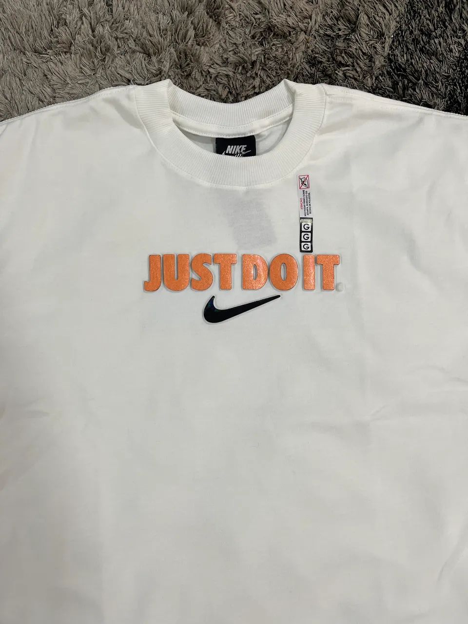 Camiseta Oversized Nike Malha Suedine Branca  - Foto 2