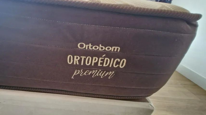 Cama de casal queen size