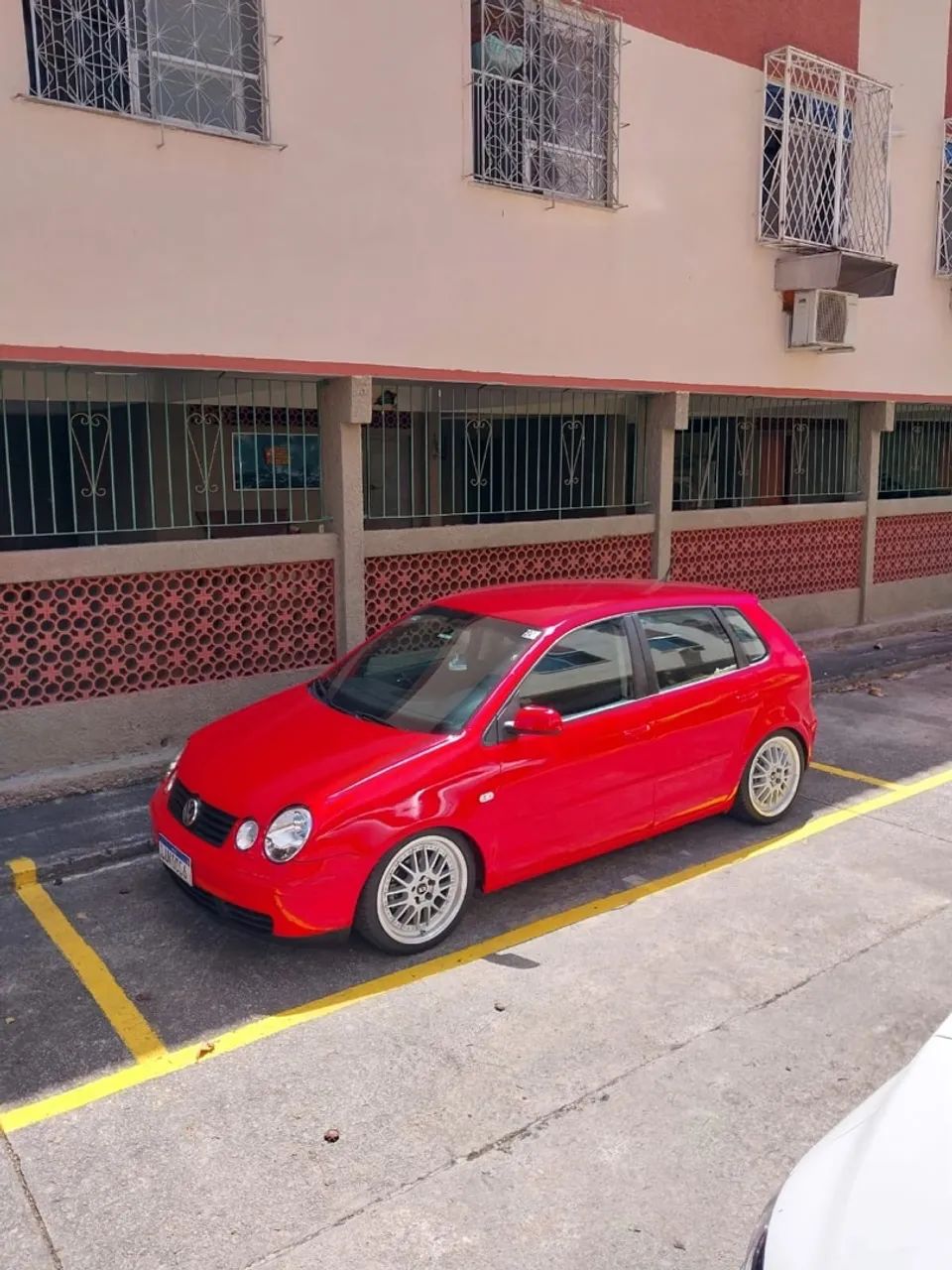 Polo 1.6 hatch 2004 completo - Foto 4