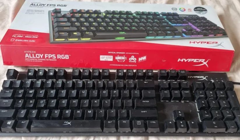 Teclado Mecânico Gamer HyperX