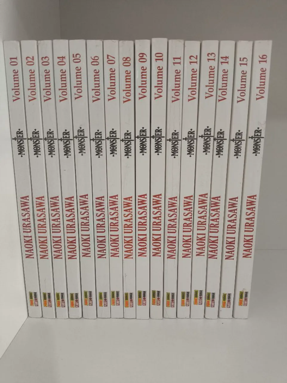 Monster - Coleção Completa (Volumes 1 a 16)