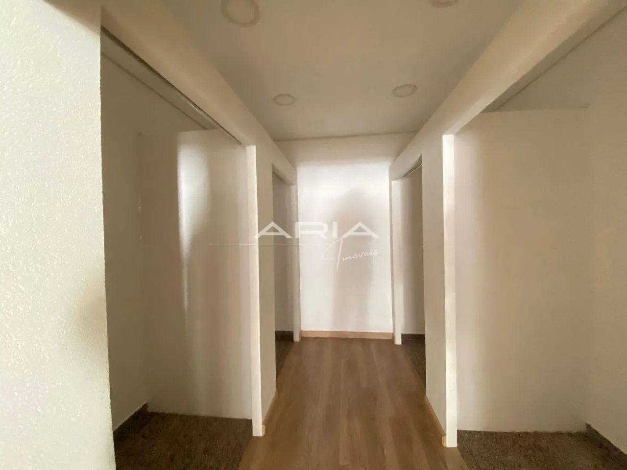 Sala Comercial para Locação  Localização Privilegiada - Foto 4