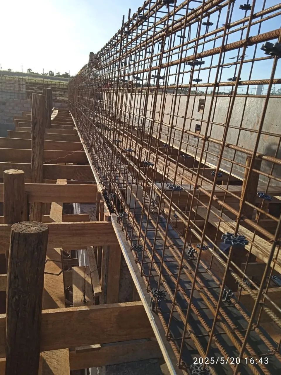 Armador de ferragens 