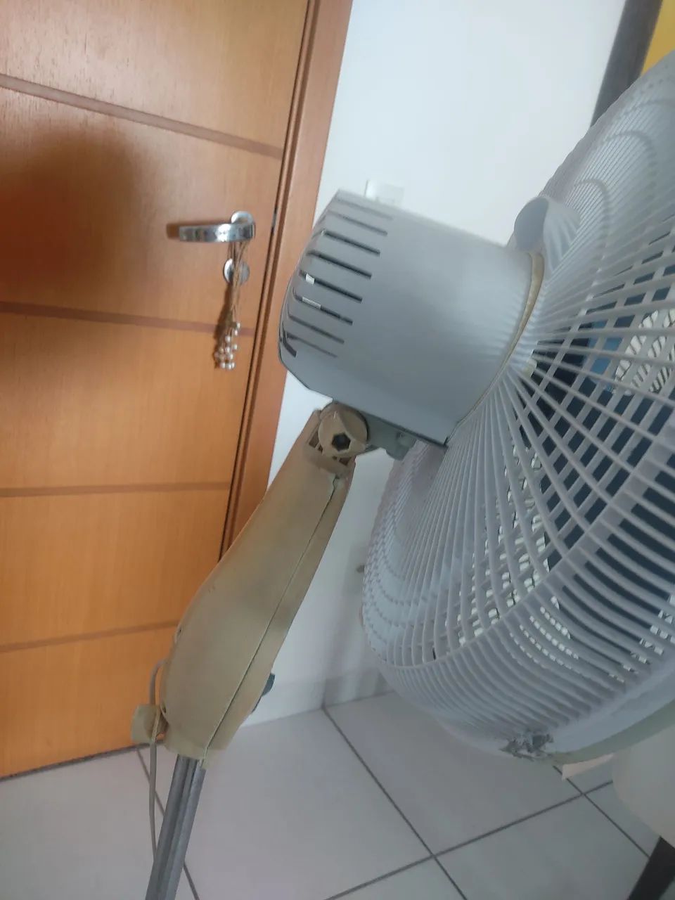 Ventilador coluna MONDIAL 63824097960065123