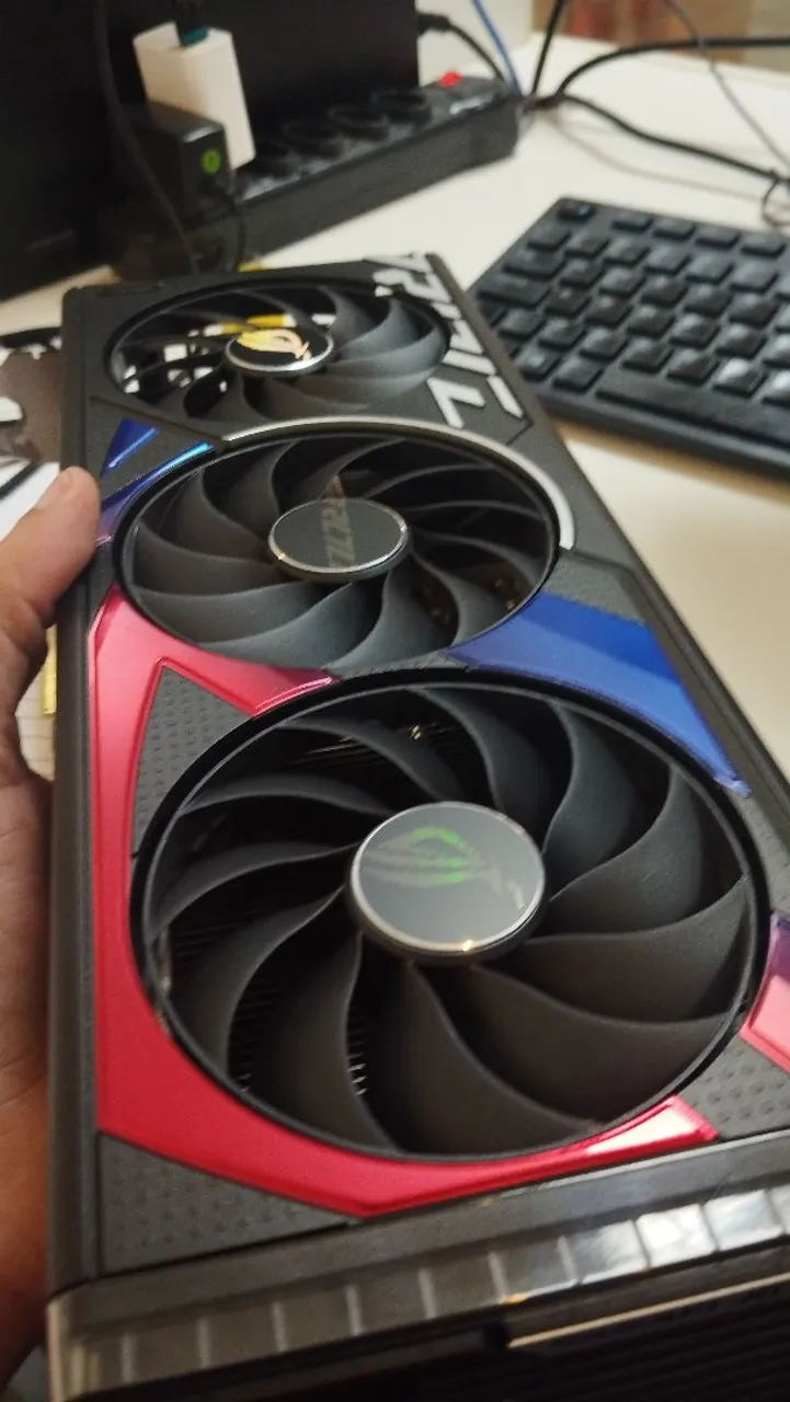 Placa de Vídeo 4060 ti ASUS ROG Strix