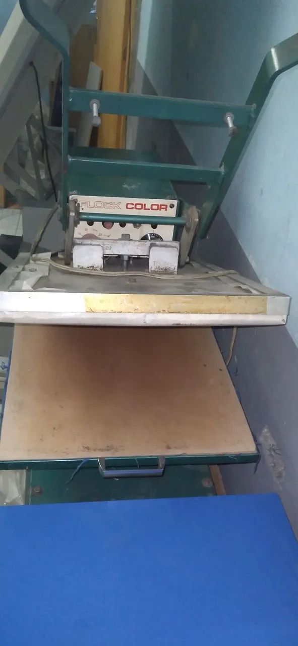 Máquina de sublimação  camisetas profissional - Foto 4