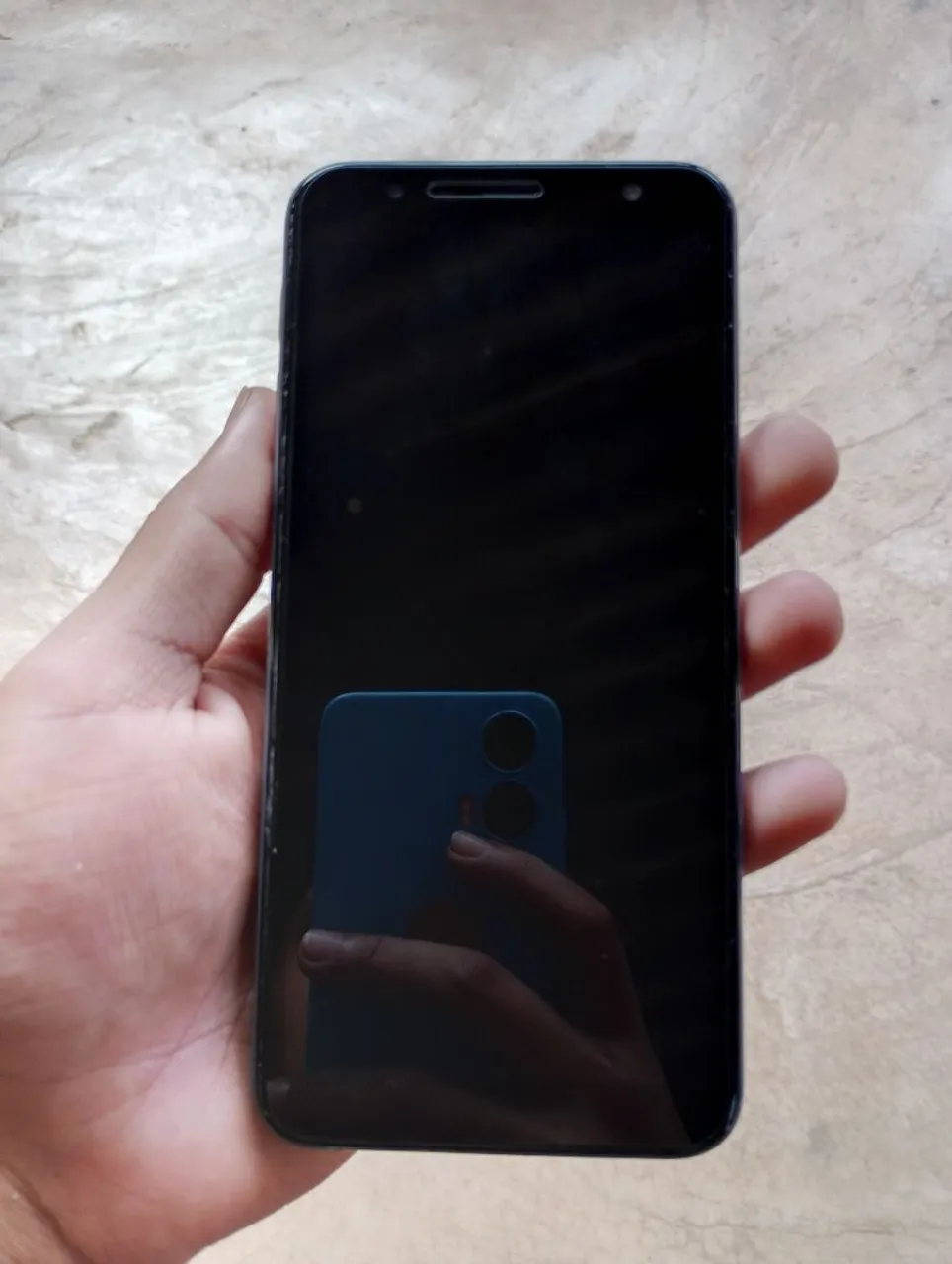 Vende se celular j6+