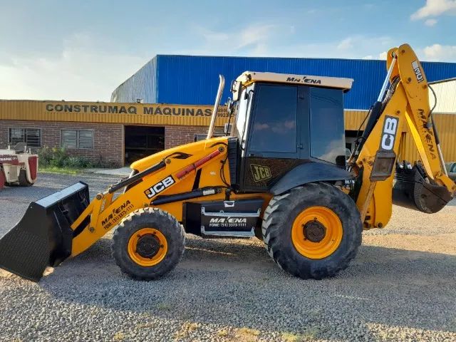 Retroescavadeira JCB 3C 2015 Traçada Gabinada - Foto 2