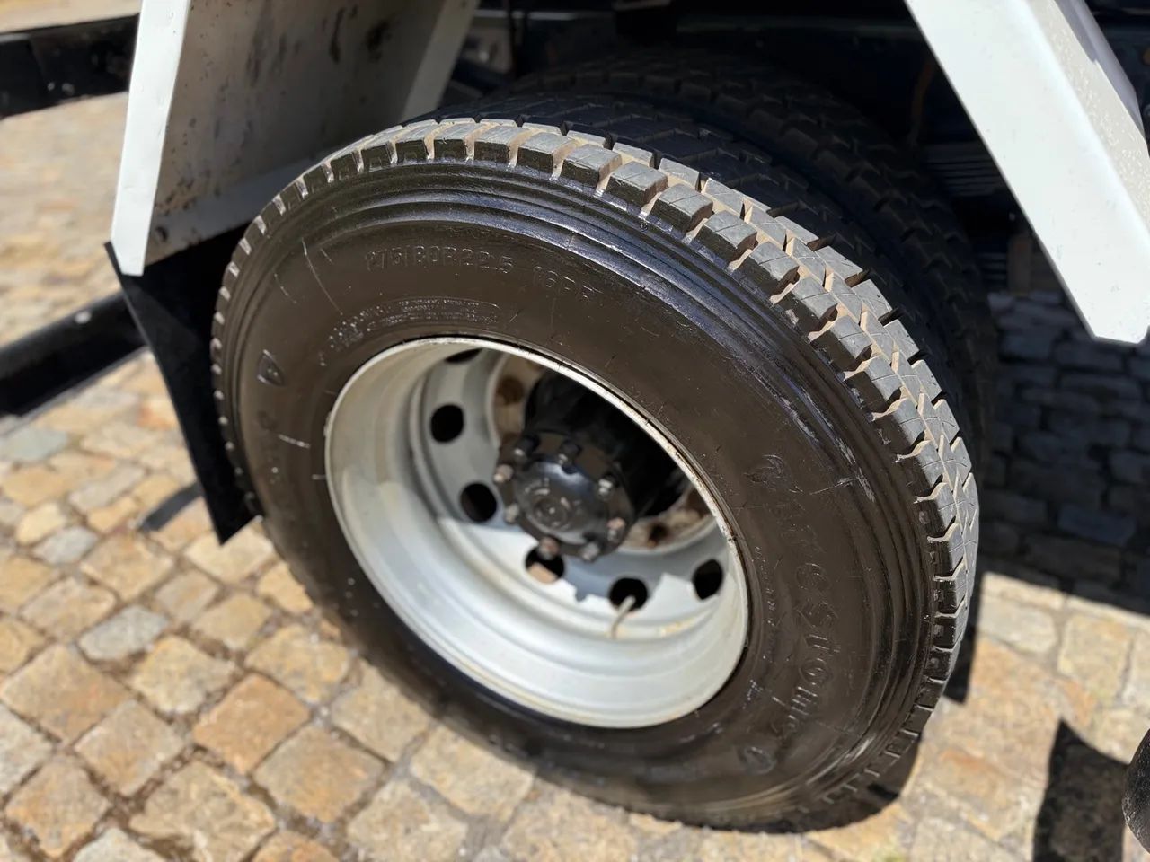 Iveco Tector 170E21 Caçamba - 2019 - Foto 11