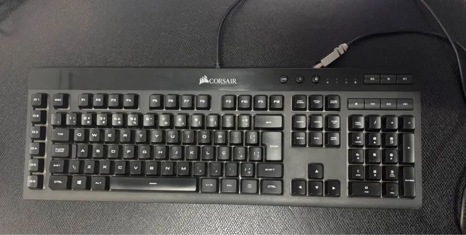 Teclado Corsair K55 - Foto 4