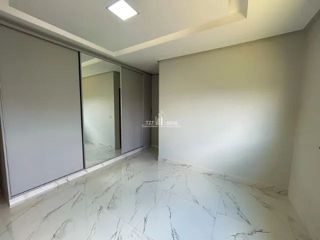 Excelente casa térrea com 3 suítes Sendo uma master com Armários. - Foto 14
