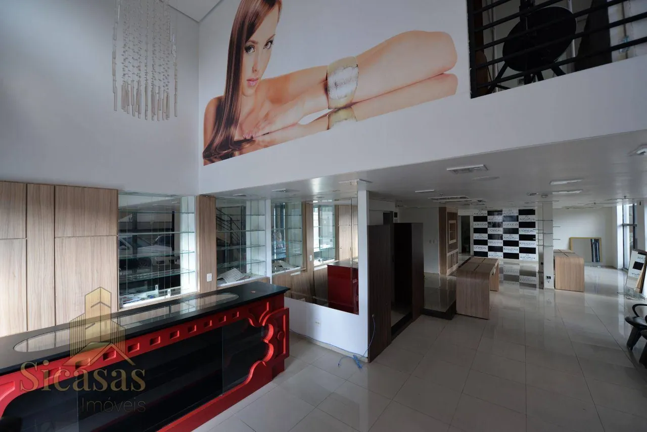 Sala comercial à venda em Alphaville com 6 ambientes e 1 vaga por 1 milhão e 385 mil