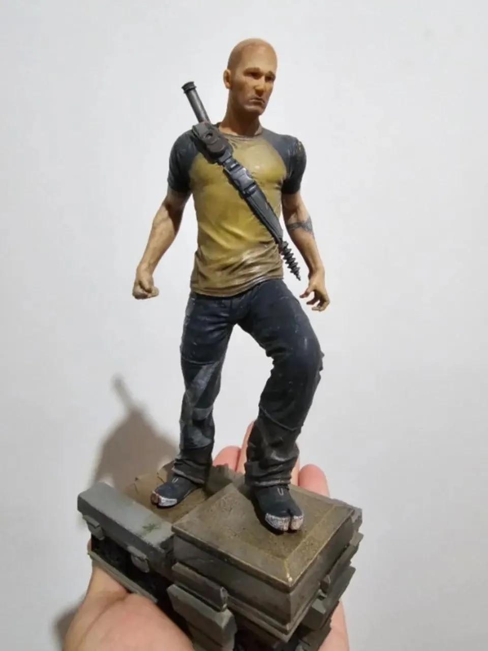 Infamous 2 Figure Cole McGrath - somente a estátua