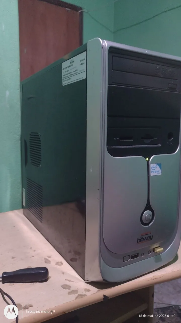 Vendo somente a CPU já formatado só pegar e usar