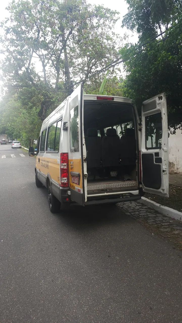 Van Escolar a venda 2013 - Foto 6