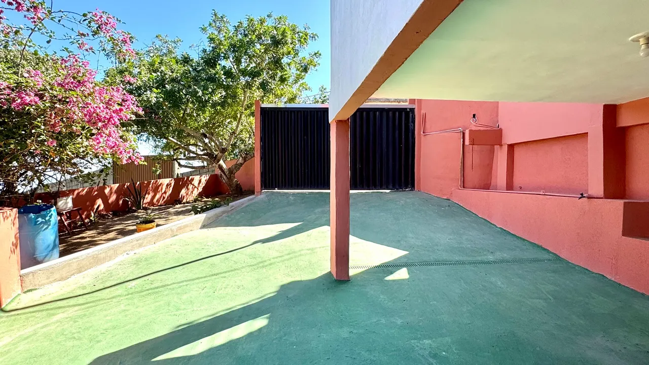 Aluguel fixo / Casa ampla 4 qrts no Baixo Grande