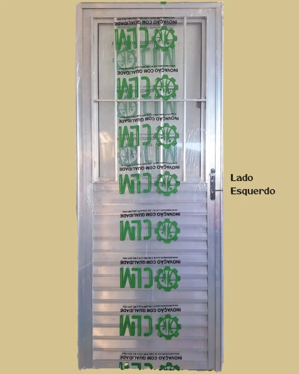 Porta de Alumínio 80cm Postigo Natural: 550,00 - Foto 3