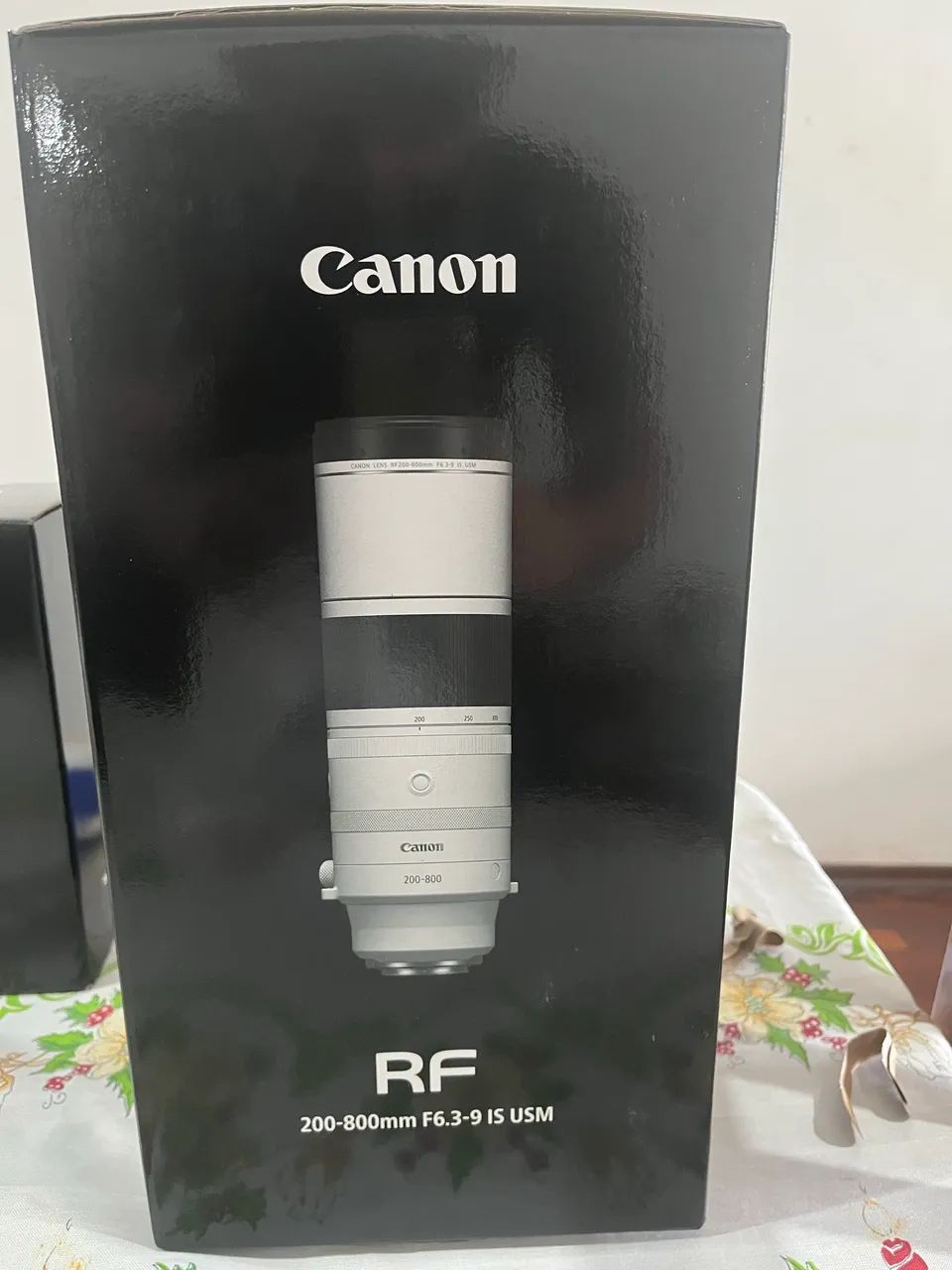 Lente RF 200-800mm f/6.3-9 IS USM  NOVA