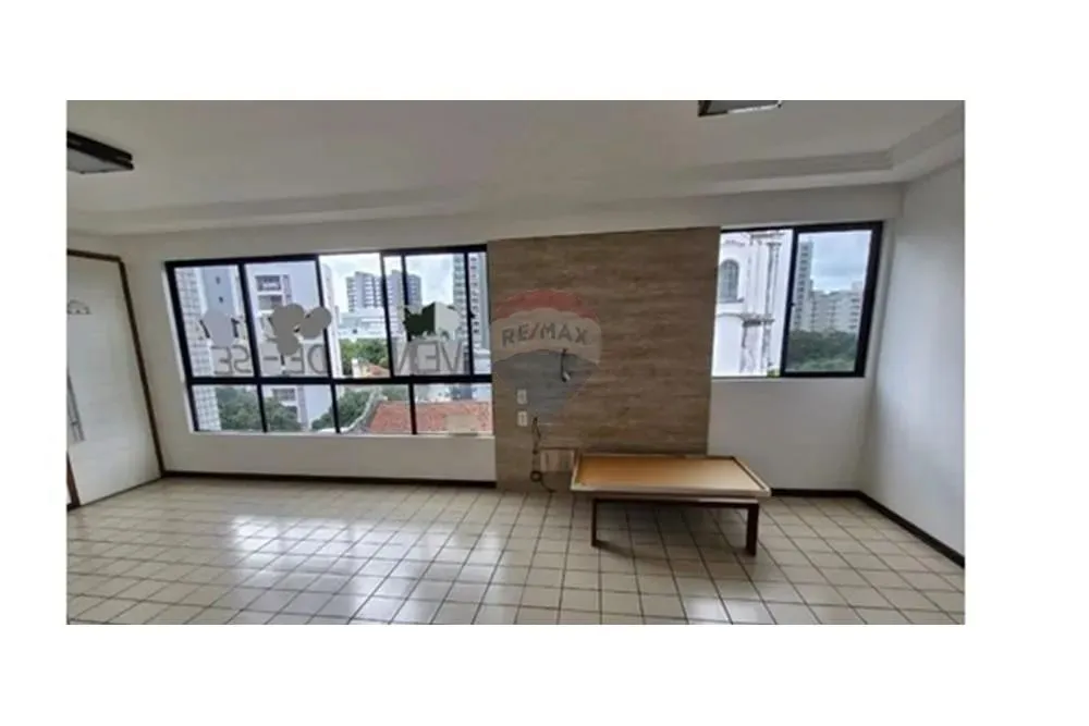 Apartamento no Espinheiro, espaço e conforto no seu lar. Venha conferir!