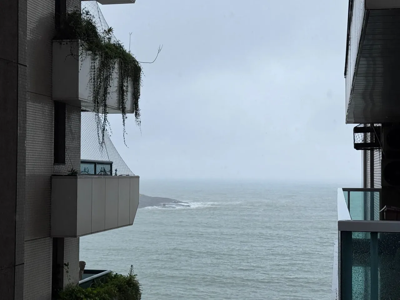 Apartamento aa venda tem 65 metros quadrados com 2 quartos em Praia da Costa - Vila Velha