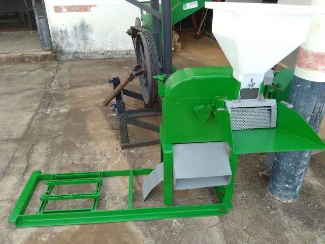 Desintegrador Itapirense com base, reformado - Foto 4