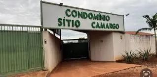 Linda Chacara Mobiliada em Aragoiania!
