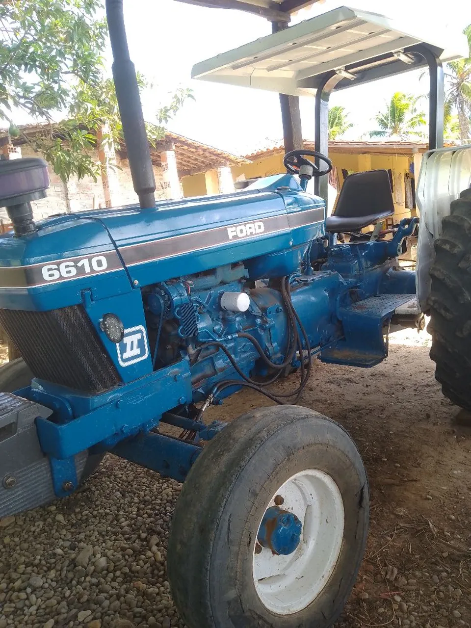 Trator Ford 6610
