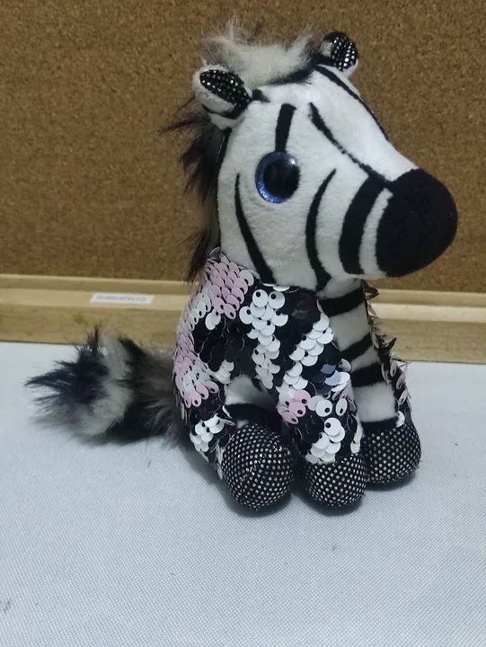 Chaveiro de Zebra - Linha Fada Bela (12 cm) - Foto 5