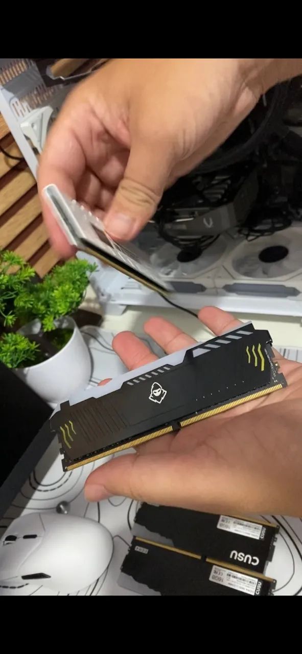 RAM64291875521795121