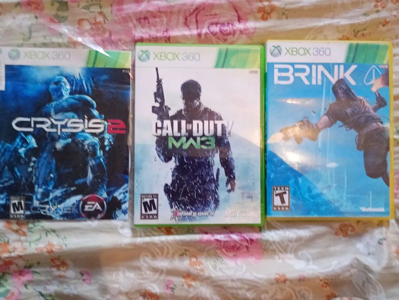 3 jogos Xbox 360 - Crysis 2, Call of Duty MW3 e Brink.