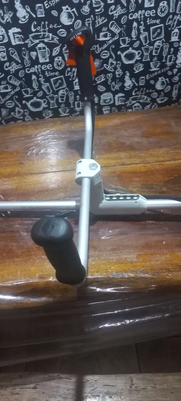 Roçadeira Stihl FS 220 Nova nunca Foi Usada  - Foto 5