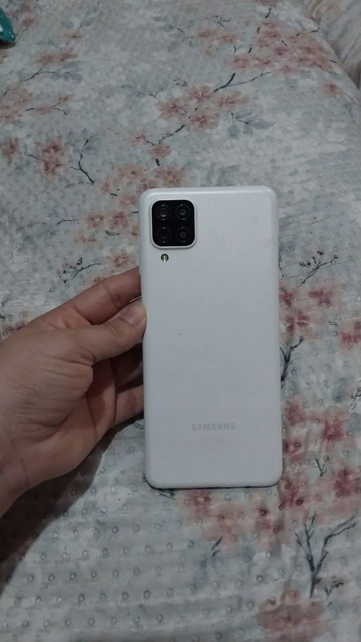 Samsung A12