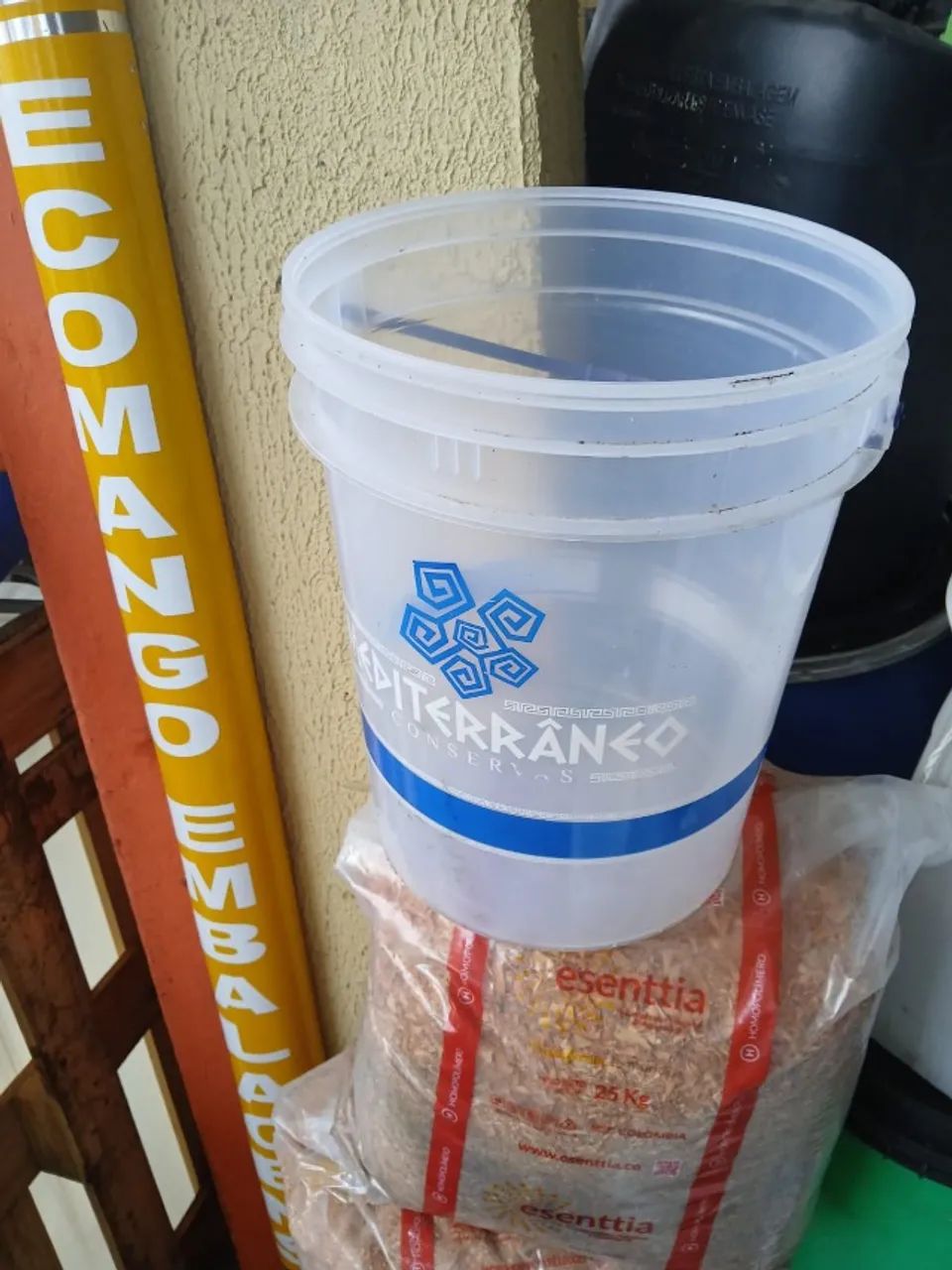 Baldes com logo  - Foto 5
