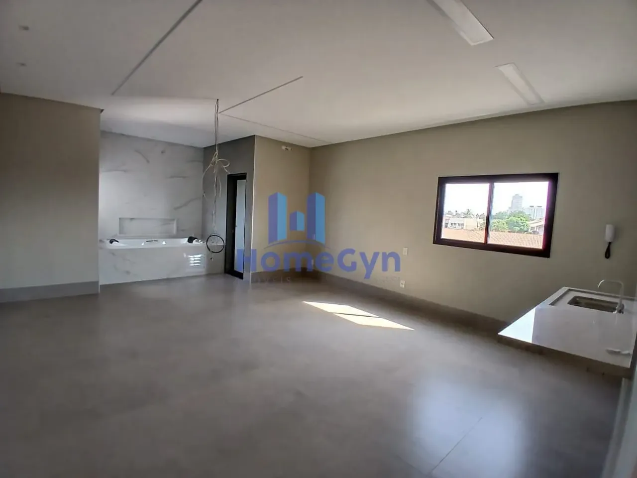 Sala Comercial para locação, Setor Bueno, Goiânia, GO com 36m² e 1 banheiro.