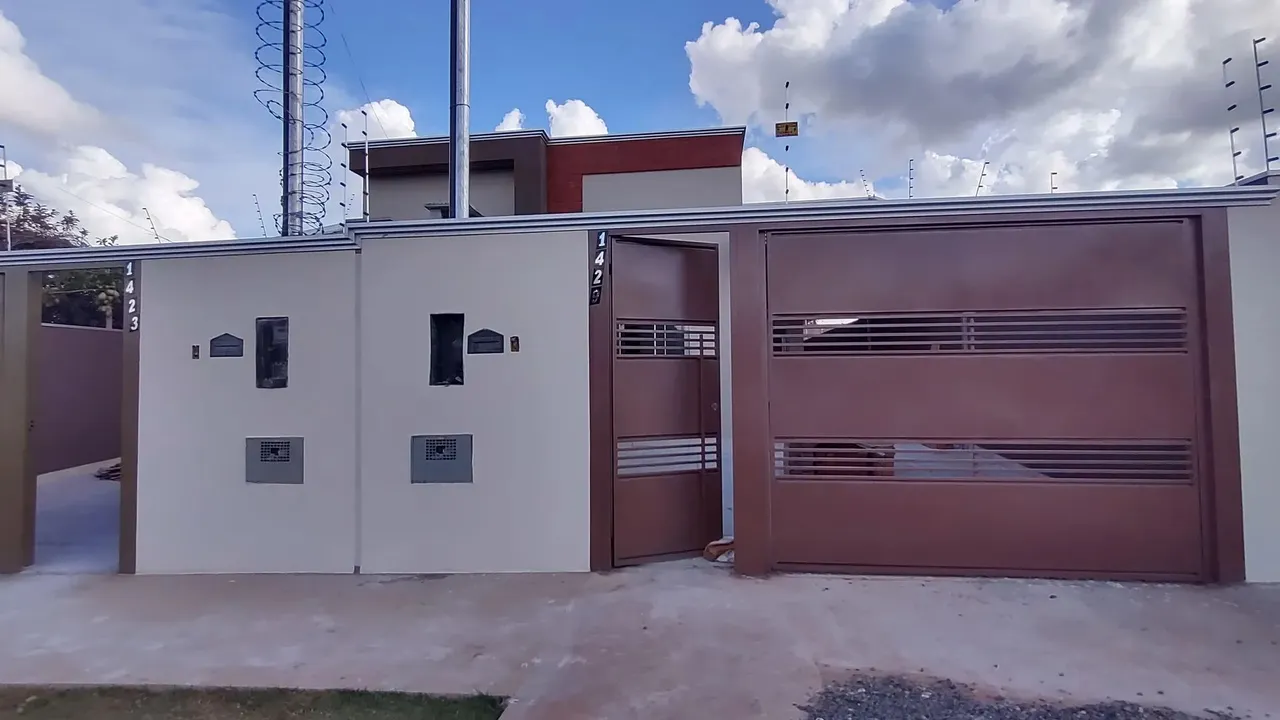 Linda casa com fachada moderna