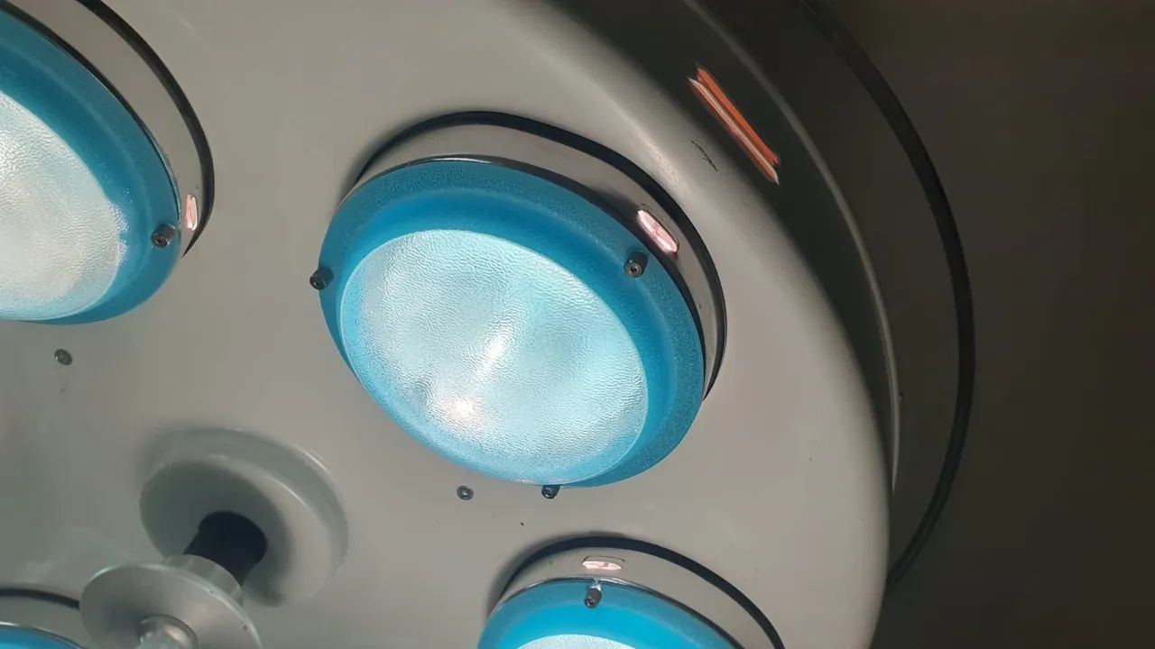 Foco cirúrgico grande biarticulado - Foto 5