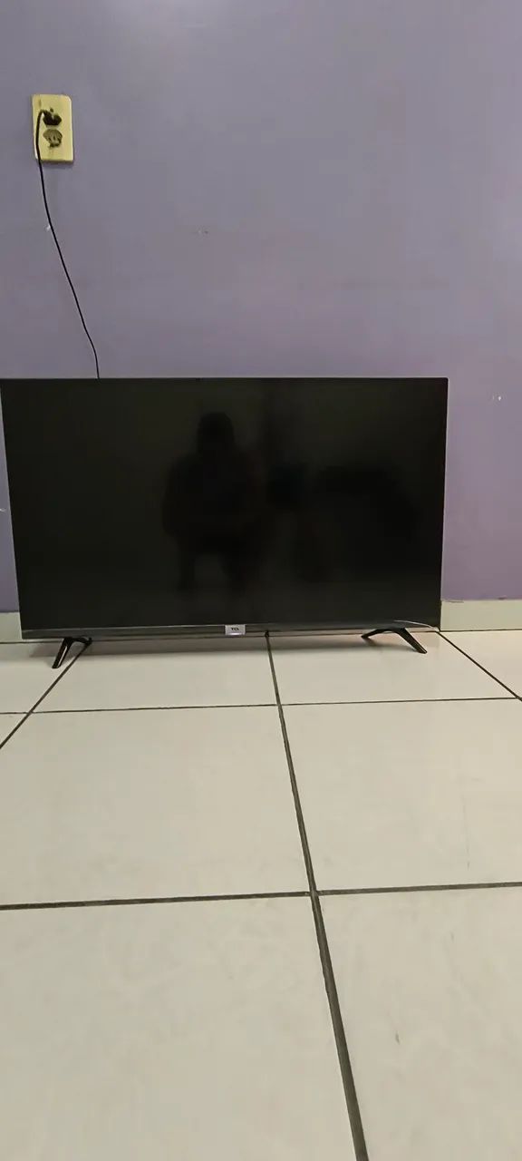 Smart TV tcl 43  tela queimada