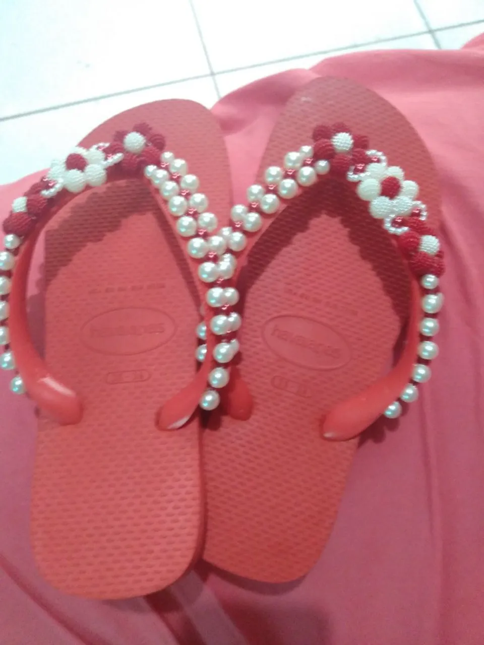 Havaianas Vermelhas com Pedrarias