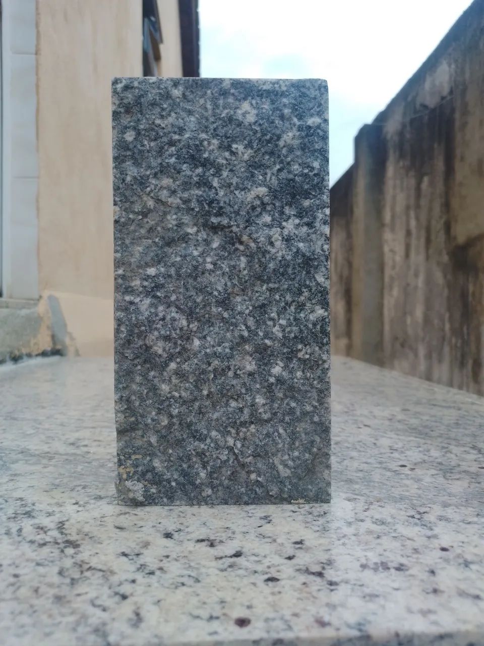 Lajota pedra 11,5 x 23 - 28 METROS QUADRADOS <br>28 metros quadrados<br><br>*680,00*