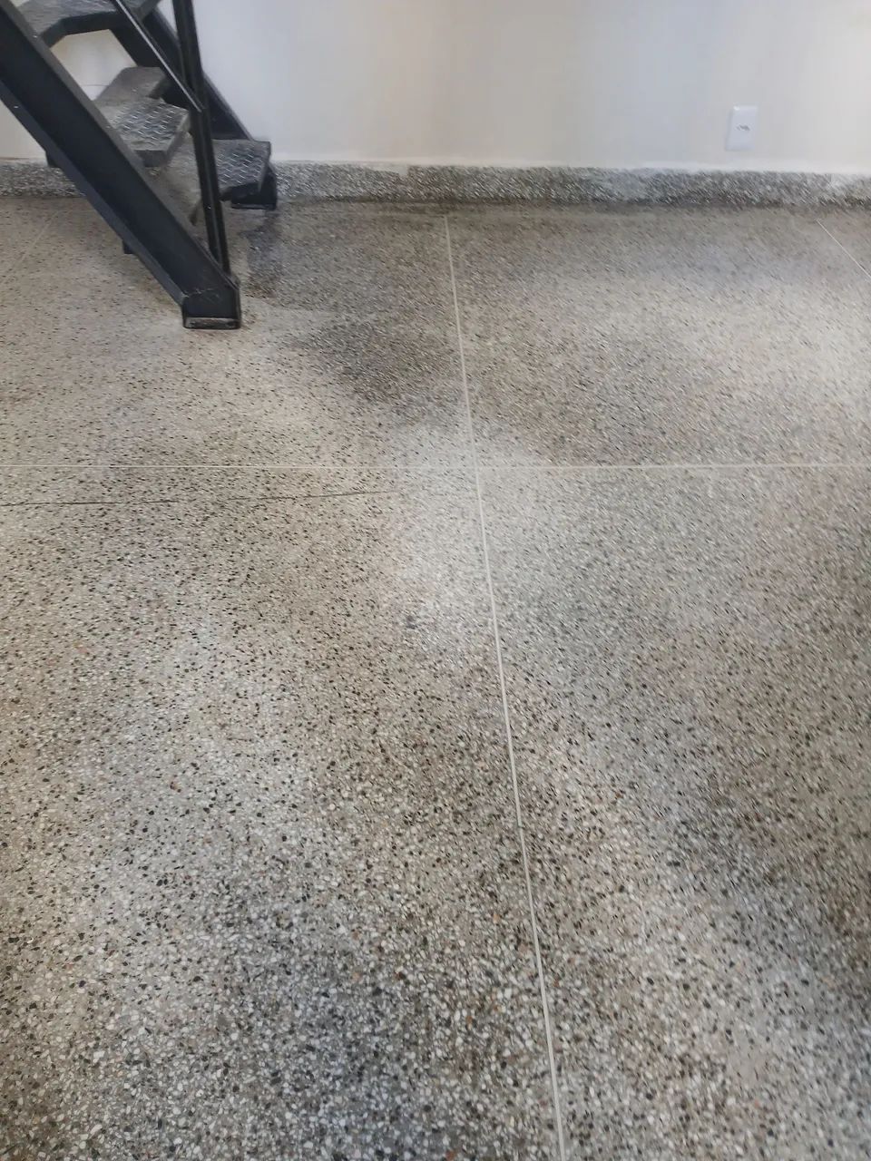 Piso granillite Restauração e aplicação  - Foto 2