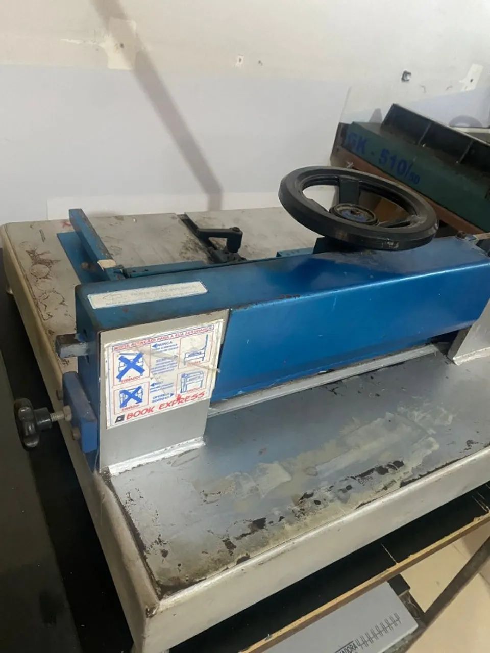 Guilhotina Papel 35cm - Foto 4