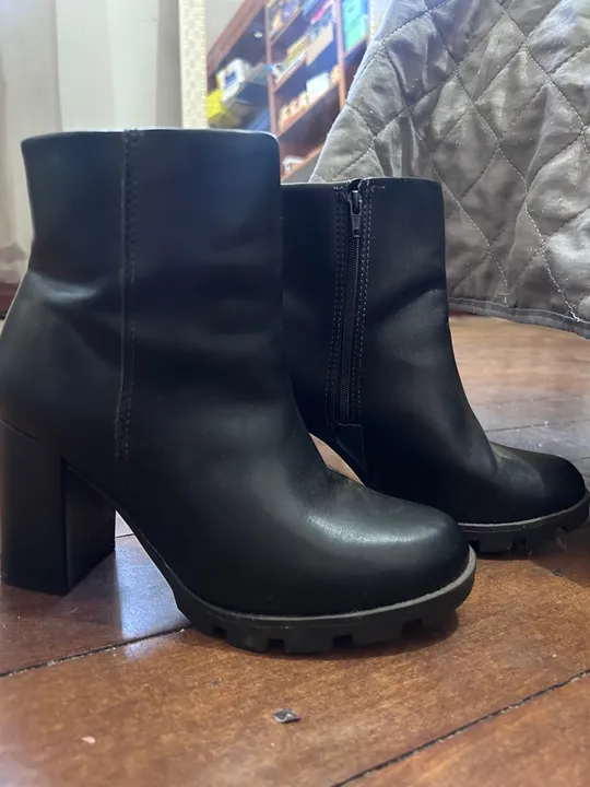 Bota tratorada salto bloco médio