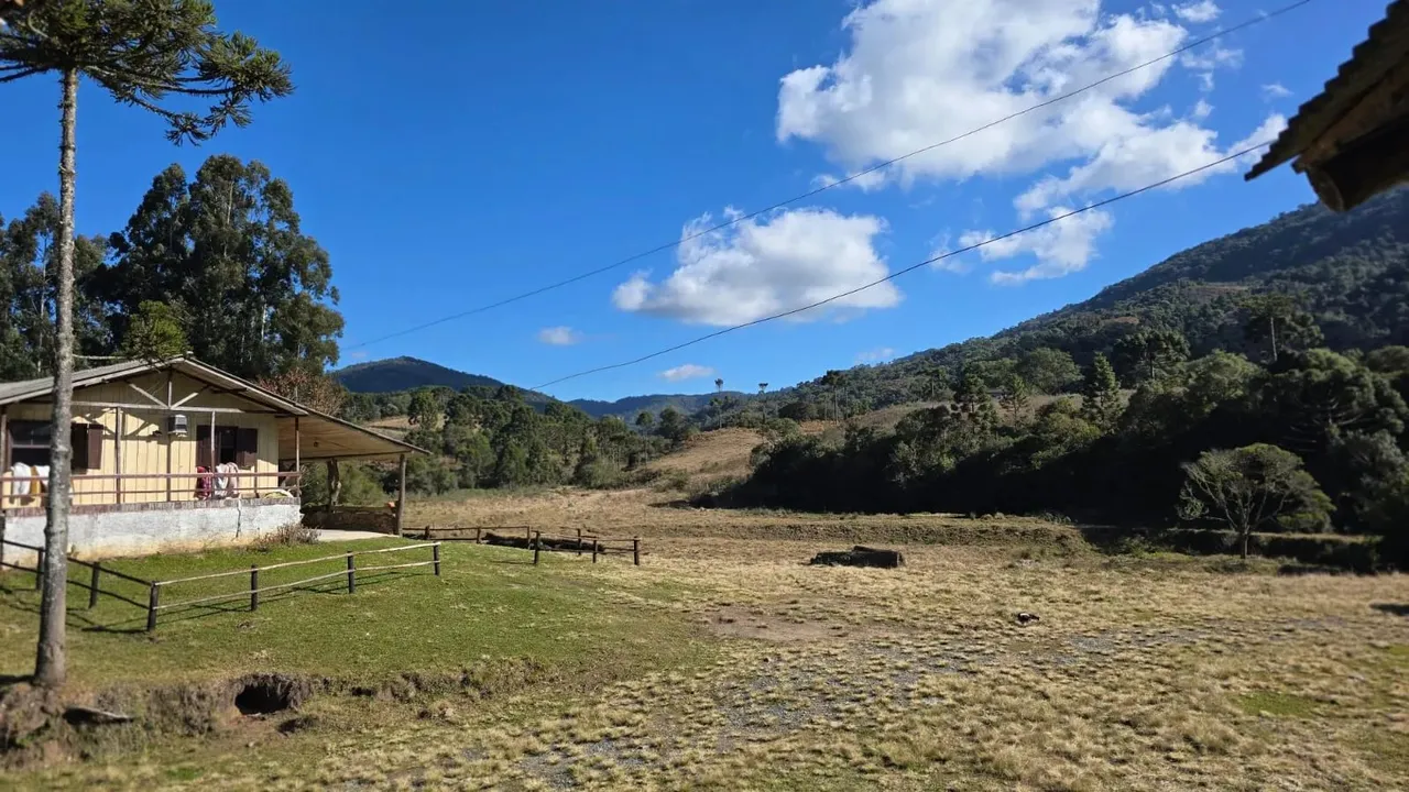 Fazenda com 420 hectares em Bocaina do Sul