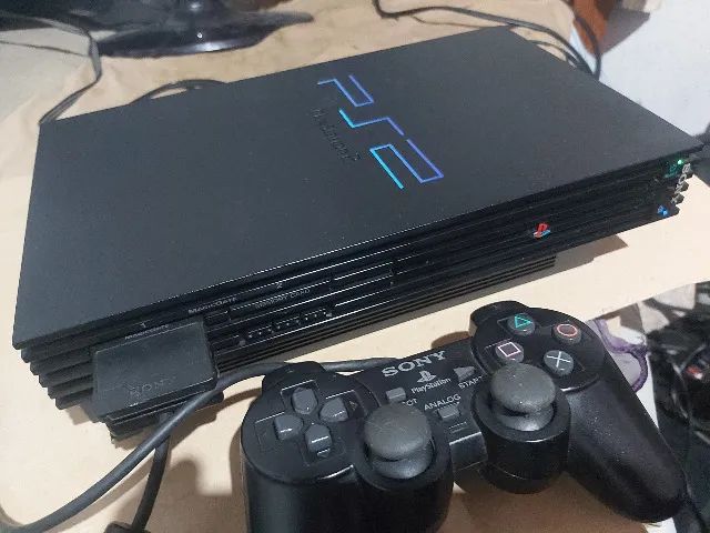 Playstation 2 FAT destravado   DVD  funciona  normal  mais 3 jogos ps2 + 2 jogos ps1  - Foto 5