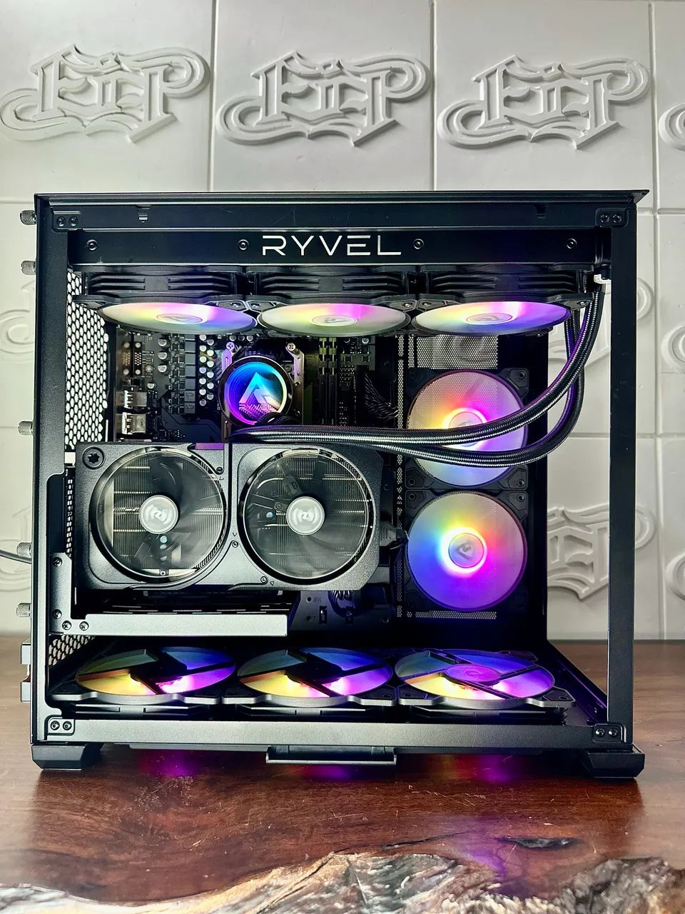Ryzen 7 7800X 3D + RTX 507064739265148417121