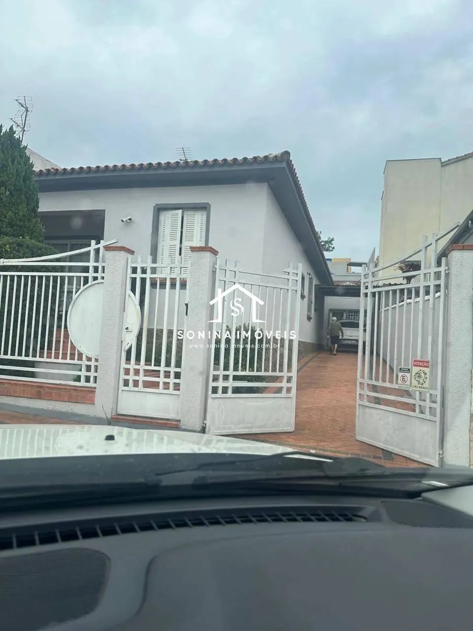VENDO CASA TÉRREA CENTRO DE ATIBAIA - Foto 3
