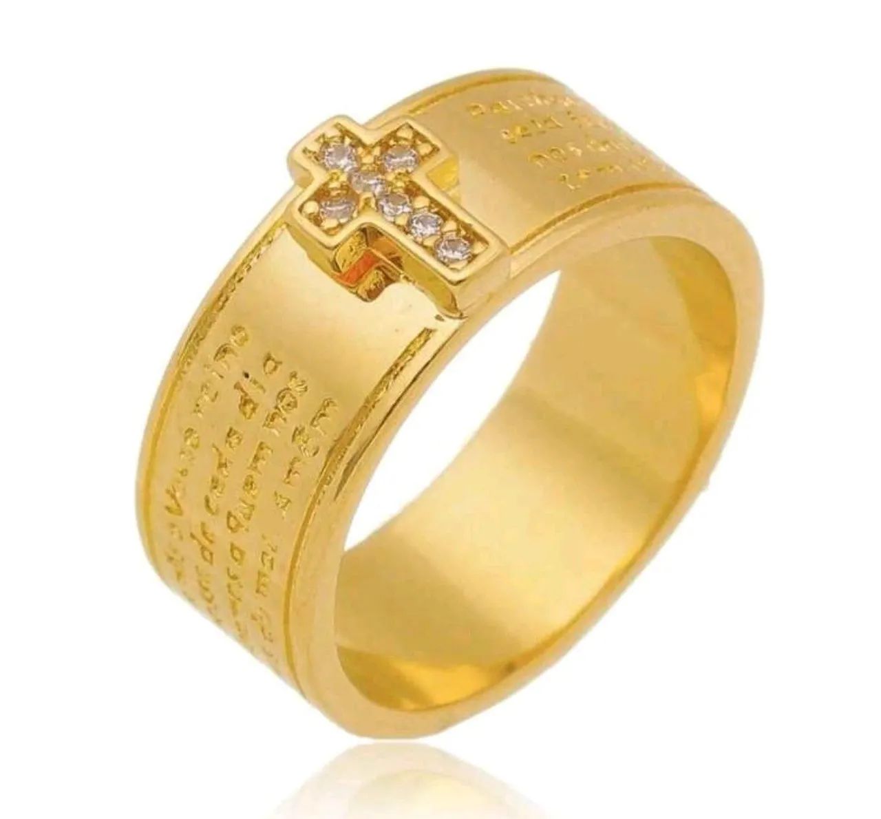 Anel feminino, banhado a Ouro 18k com Cruz e Pedras