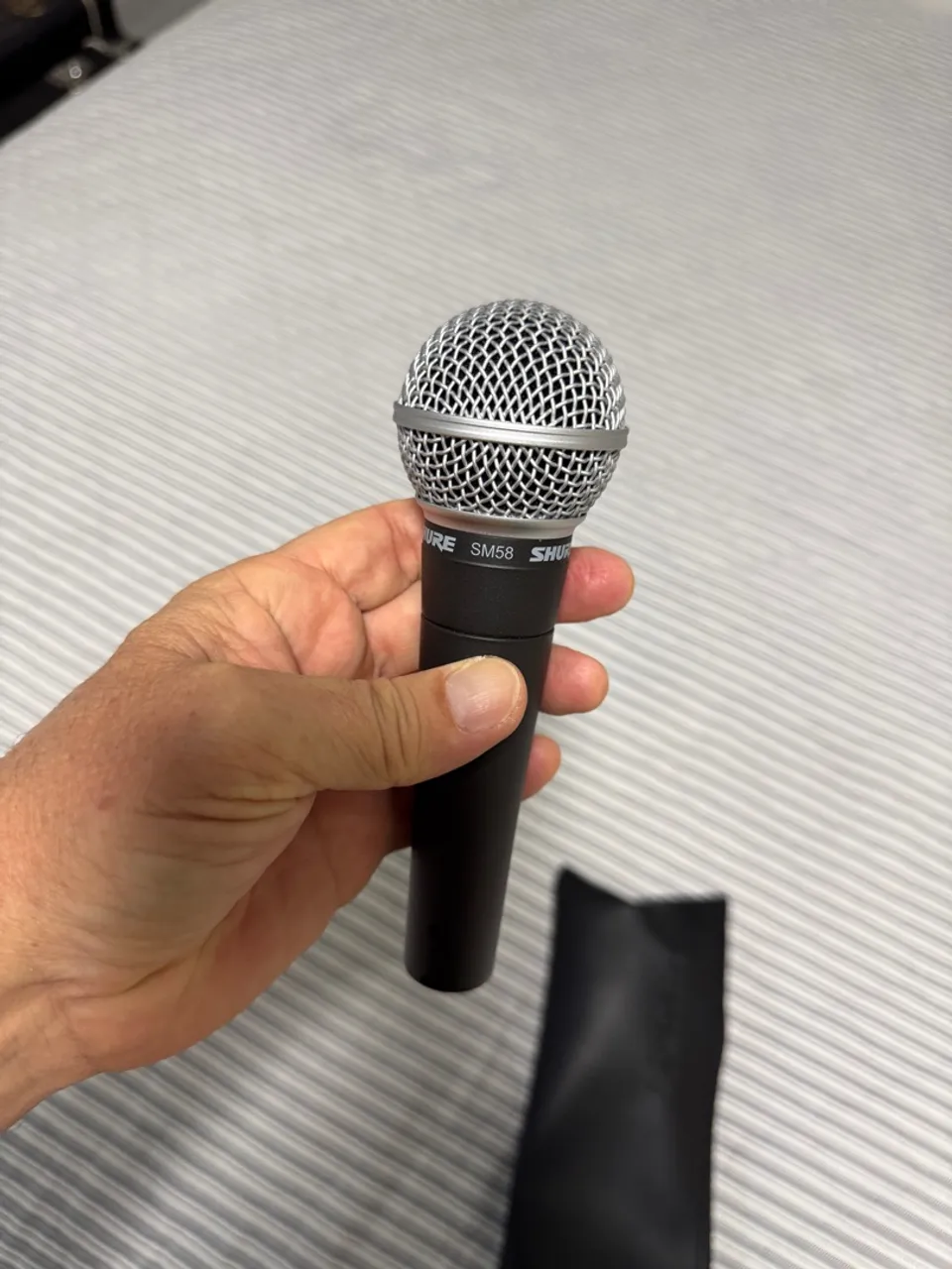 Lendário Microfone Shure SM58LC