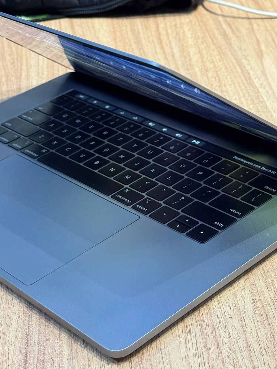 MacBook Pro 15? A1990 | Intel Core i7 | 16GB RAM | Touch Bar | Caixa Original - Foto 4
