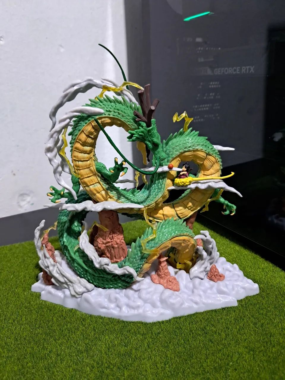 Action Figure Dragon Ball - Shenlong 22cm Com Led - Foto 4